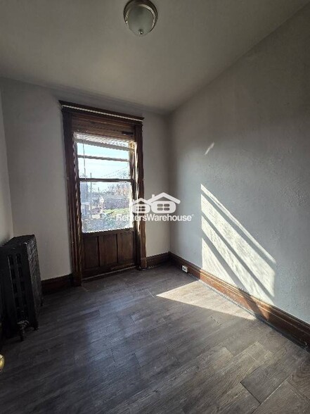 Building Photo - 3914 Michigan Ave