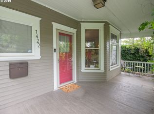 Building Photo - 1422 SE 34th Ave