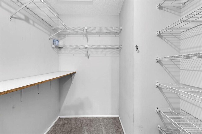 Building Photo - 4814 Grist Mill Cir