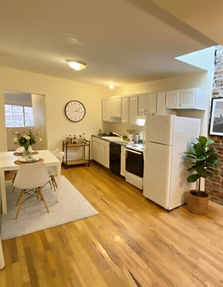 Building Photo - 838 Huntington Ave