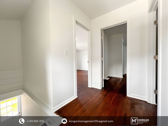 Building Photo - 193 W 8th St