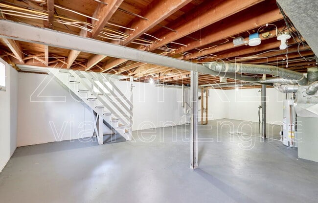 Building Photo - 3361 Delta Dr