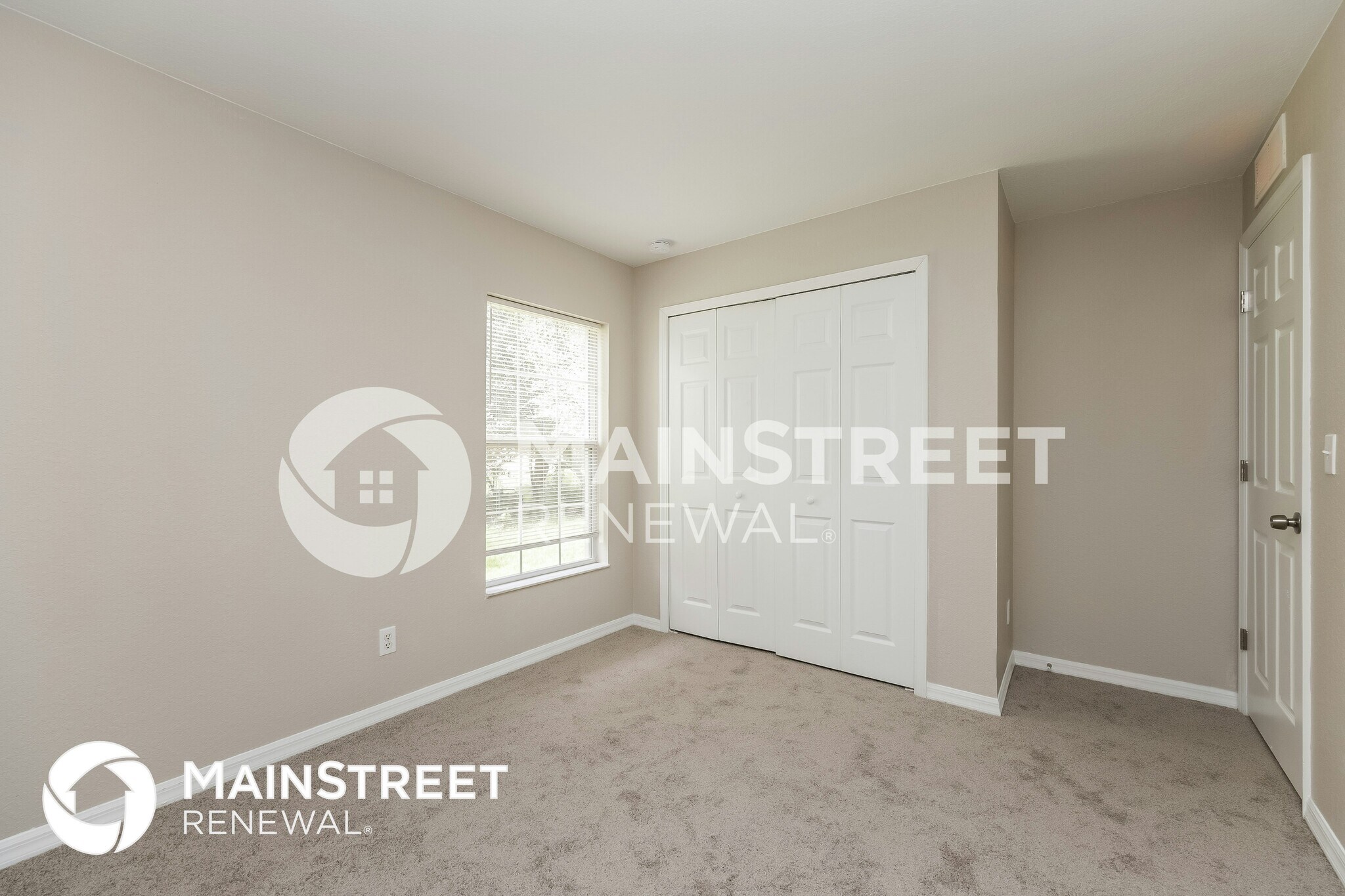 Building Photo - 458 Westdale Ave