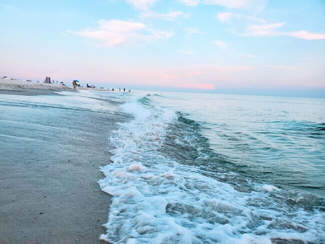 Building Photo - 3840 Casita Cir