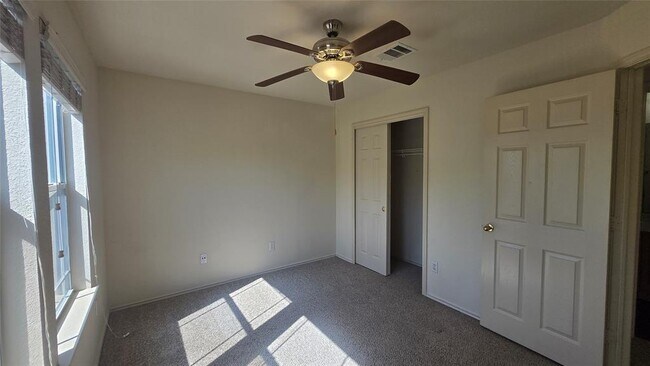 Building Photo - 703 Big Spring Dr