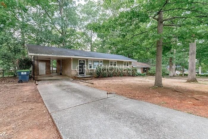 Building Photo - 209 Biddle Rd