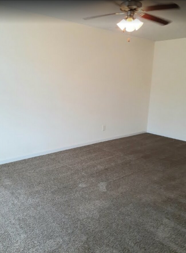 Building Photo - 784 Cherrybark Ln