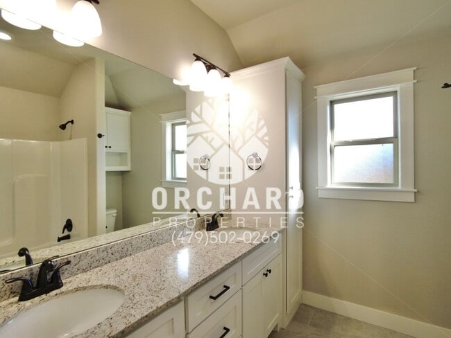 Building Photo - Tontitown- Single-Family Home- 3 Bedroom M...