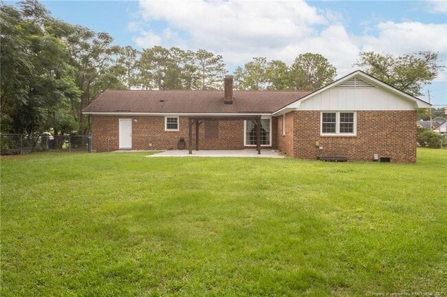 Building Photo - 401 Southwick Dr