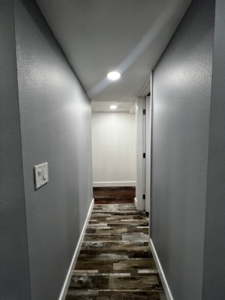 Building Photo - 2806 W Melvin St