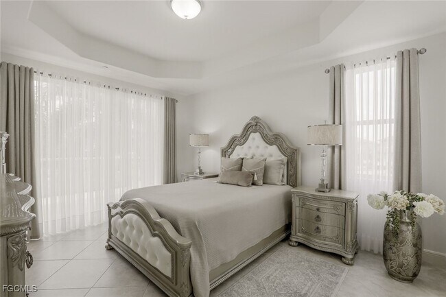 Building Photo - 580 El Camino Real