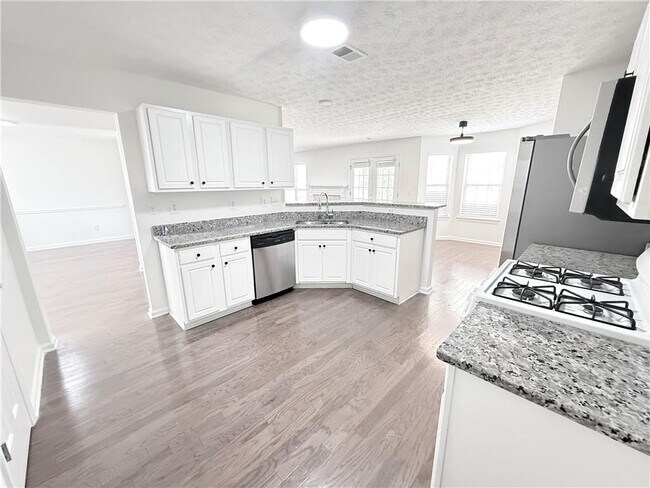 Building Photo - 4030 Brushy Creek Way