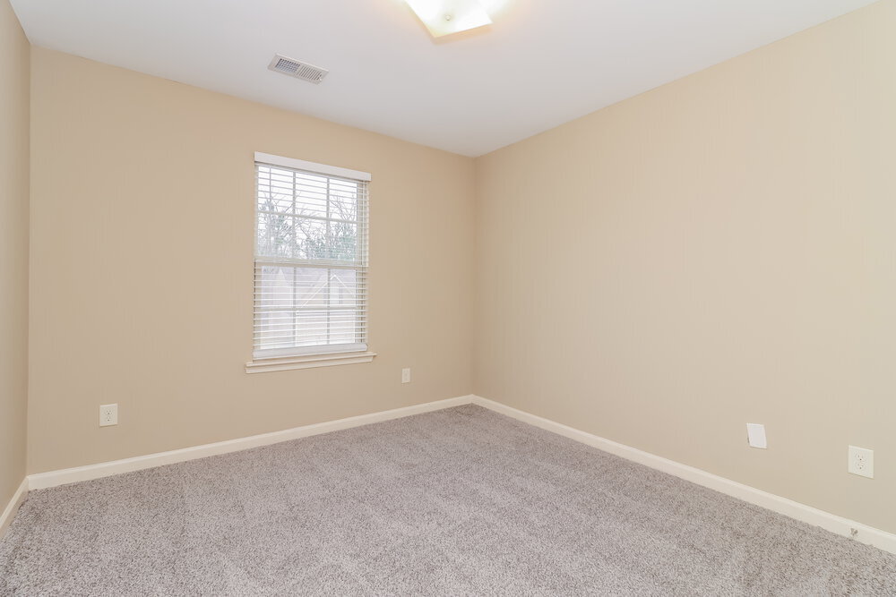 Building Photo - 293 Camellia Way