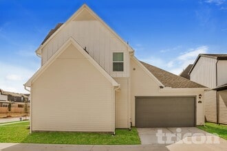 Building Photo - 4918 San Fabiano Ct