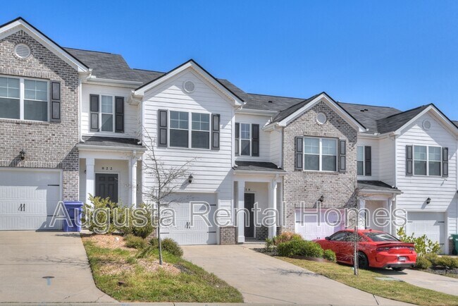 Building Photo - 818 Quaint Parish Cir