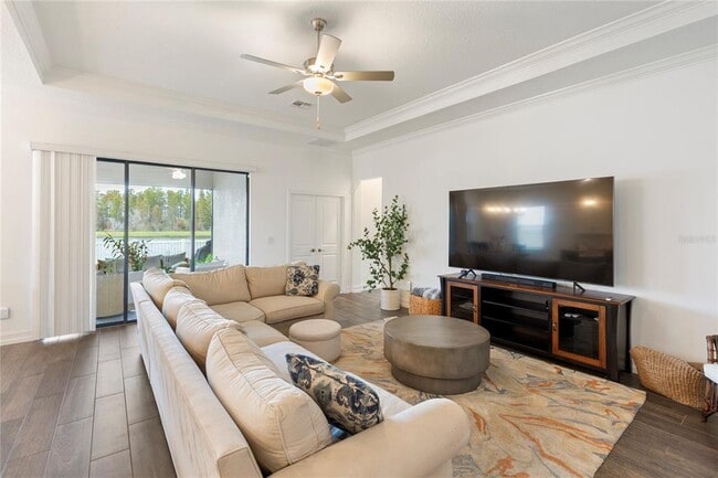 Building Photo - 8692 Little Bluestem Dr