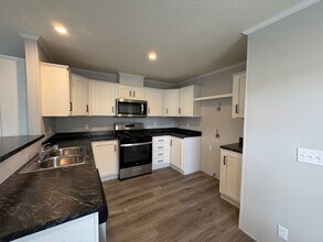 Building Photo - 468 Spanish Oak Ln