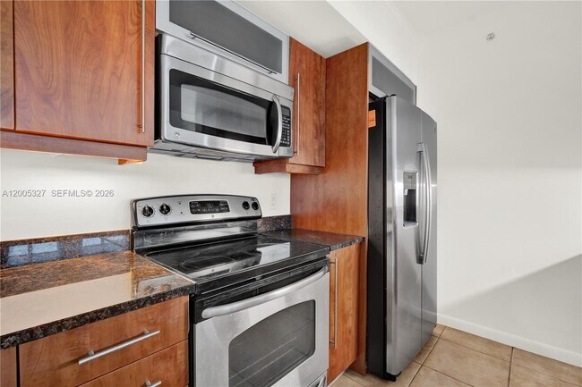 Building Photo - 7350 SW 89th St