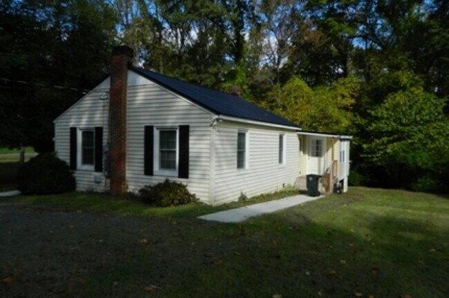Building Photo - 135 Irvington Springs Rd