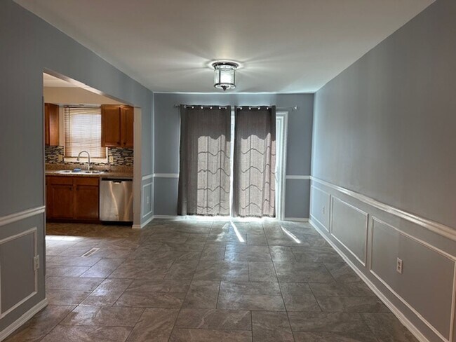 Building Photo - 3912 Brookridge Dr