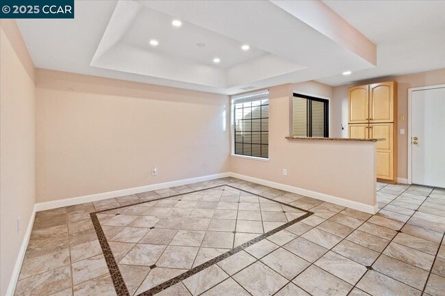 Building Photo - 1156 Tiffany Ln