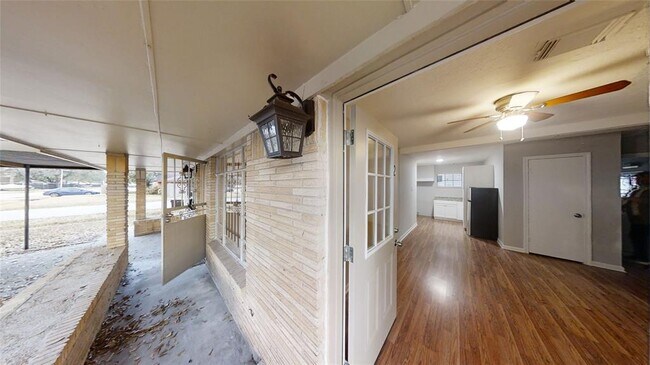 Building Photo - 11314 Courtshire Dr