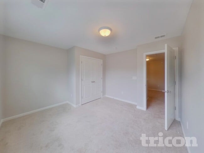 Building Photo - 608 Millsgate Cir