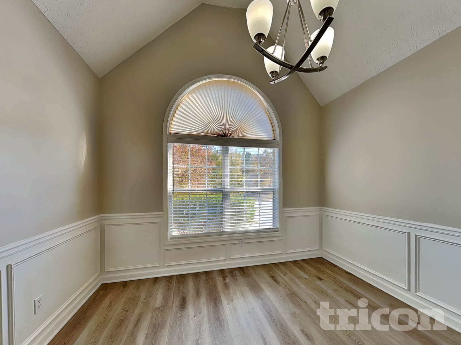 Building Photo - 210 Shenandoah Dr