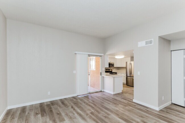 Building Photo - 1635 Keena Dr