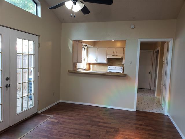 Building Photo - 557 Prairie Dell St