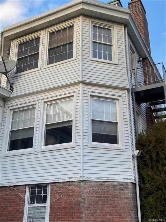 Building Photo - 224 Bedford Rd