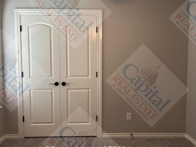 Building Photo - Come Home and Relax!