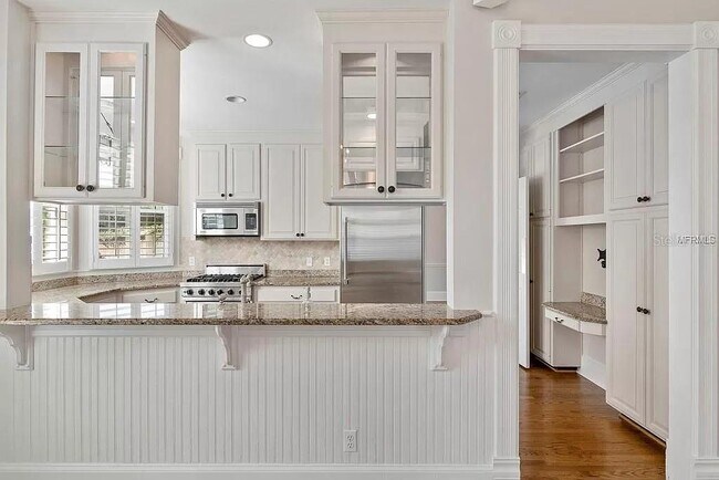 Building Photo - 1119 Belleaire Cir