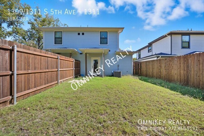 Building Photo - 1309/1311 S 5th Ave-1311