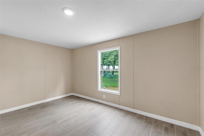 Building Photo - 3705 Appaloosa Rd