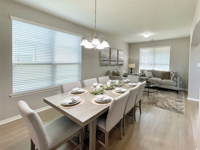 Building Photo - 30743 Gardenia Trace Dr