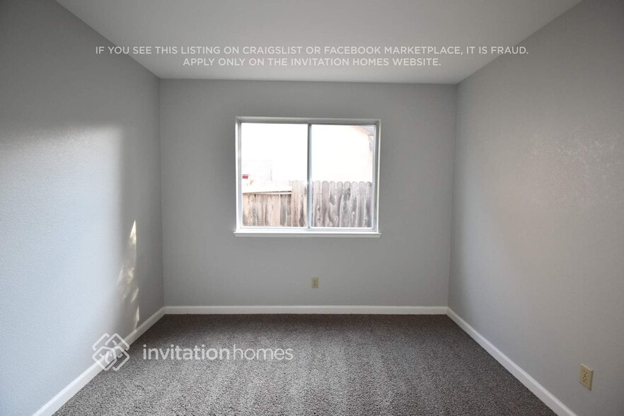 Building Photo - 8023 Pinot Noir Way