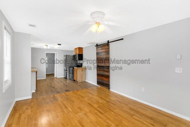 Building Photo - 2025 Eppinger St