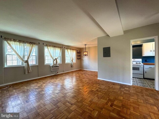 Building Photo - 1726 Preston Rd