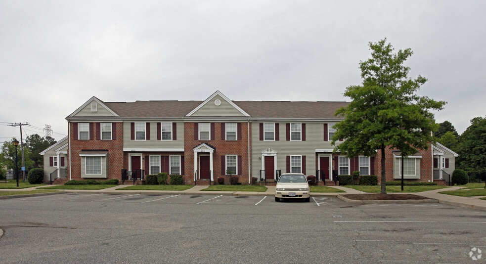 Building Photo - Chestnut Square