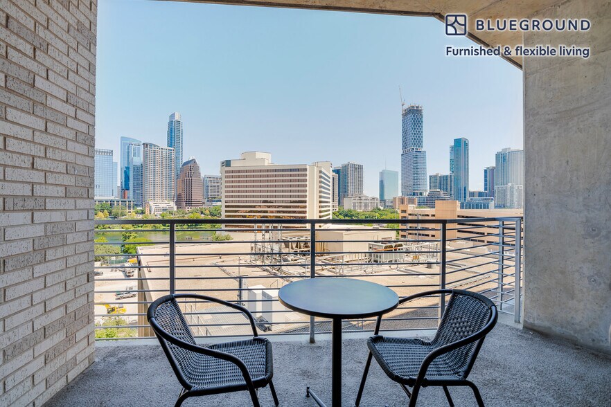 Building Photo - 214 Barton Springs Rd