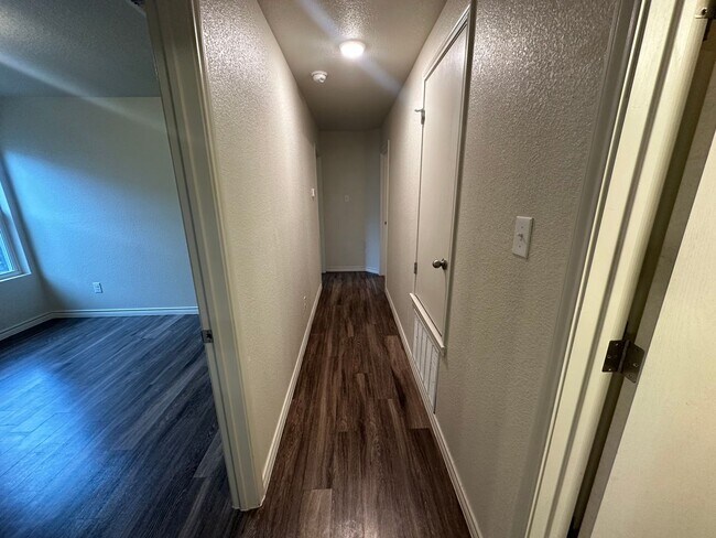 Building Photo - AVAILABLE Now! *MORE PHOTOS COMING SOON*