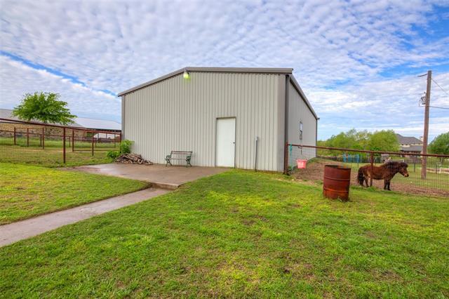 Building Photo - 3500 W Farm to Market 5