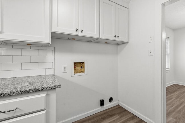 Building Photo - 8 Blocks from Garden City Beach! 2 Bed/1.5 Bath Duplex