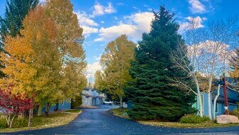 Trailridge Entrance