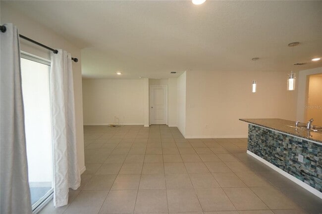 Building Photo - 501 Calico Scallop St