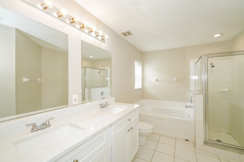 Building Photo - 30703 Tremont Dr