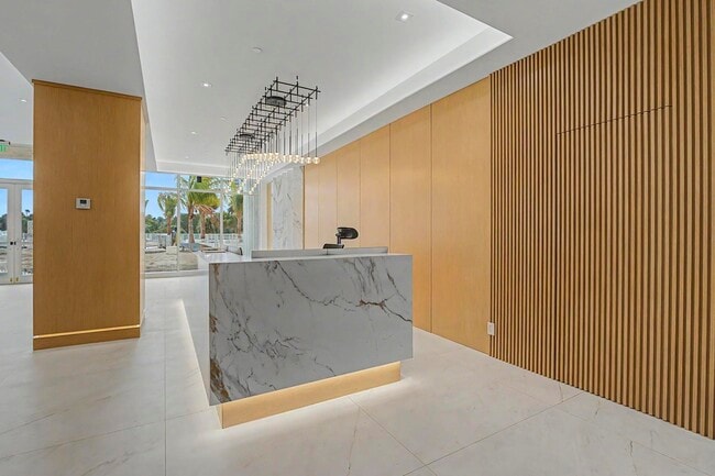 Building Photo - 4201 N Ocean Blvd