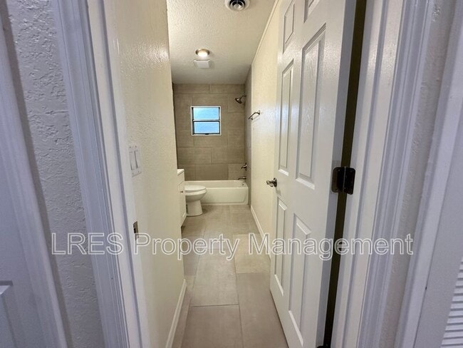 Building Photo - 37019 Pine Meadows Ln