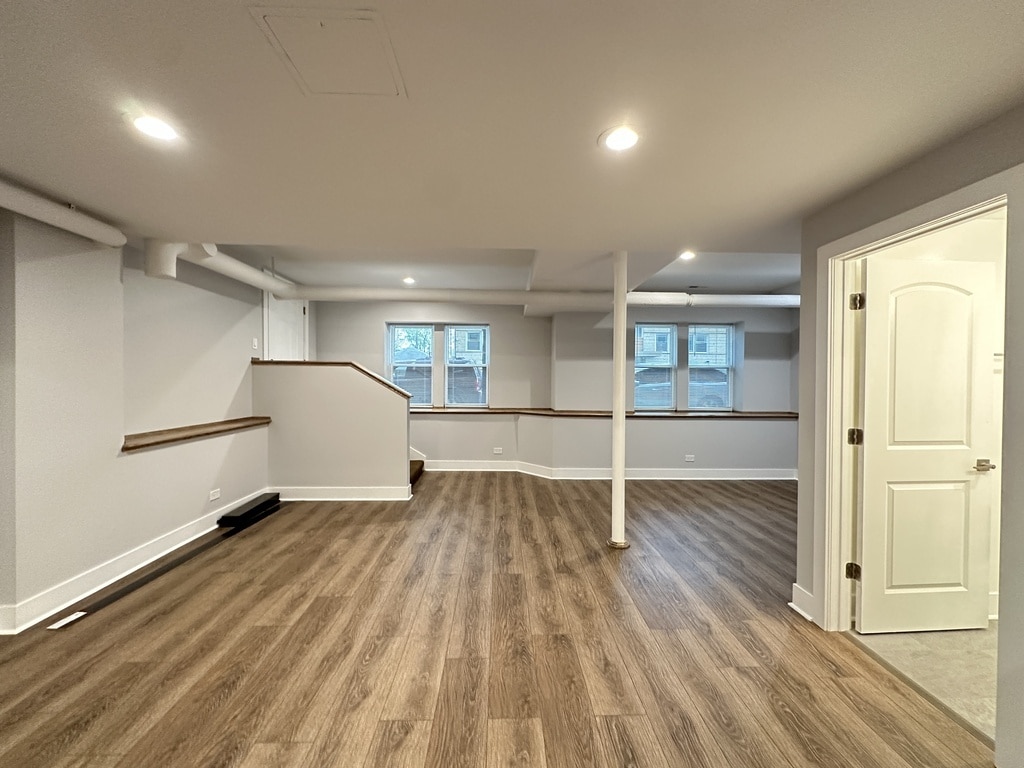 Building Photo - 5008 N Springfield Ave